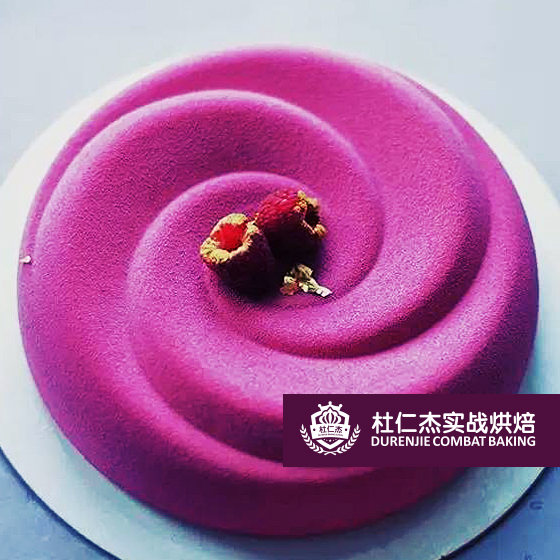 很有名的西點培訓(xùn)學(xué)校作品展示17154|杜仁杰西點蛋糕培訓(xùn)學(xué)校
