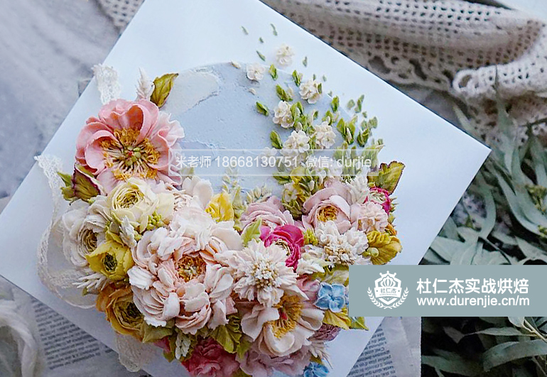 蛋糕奶油裱花法式蛋糕甜品培訓(xùn)學(xué)費(fèi)用是多少作品展示17579